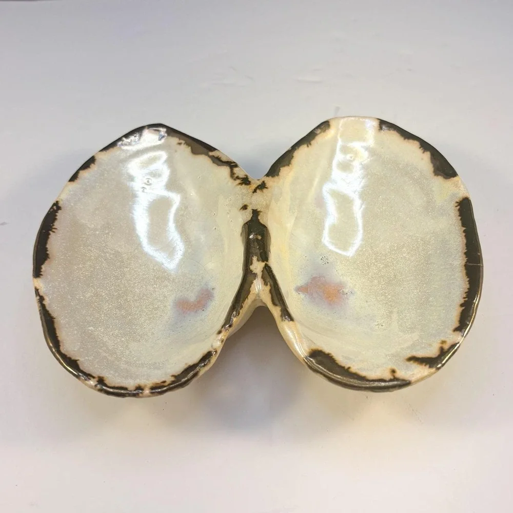 Iridescent Ceramic Clam Shell Style Divided Trinket Dish Decorative Bowl Trinket